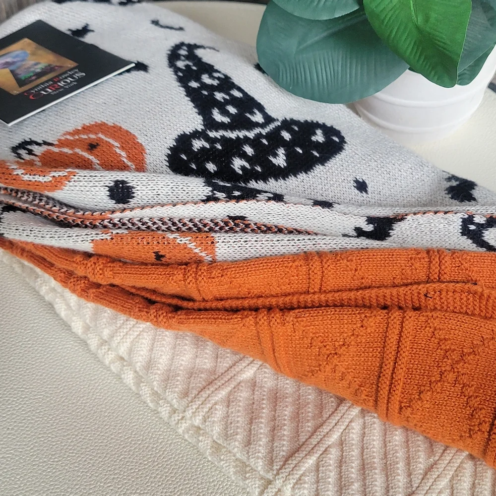Cynthia Rowley 3 pack Pumpkins Hats & Bats Hand Towels